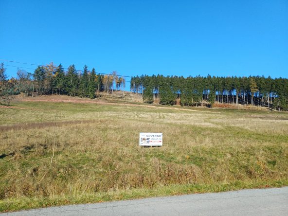 Łącznie 15 działek